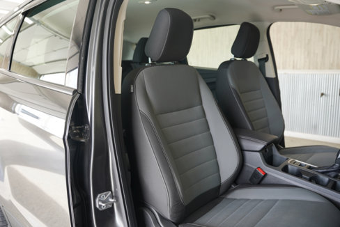 Used 2018 Ford Escape S image 29