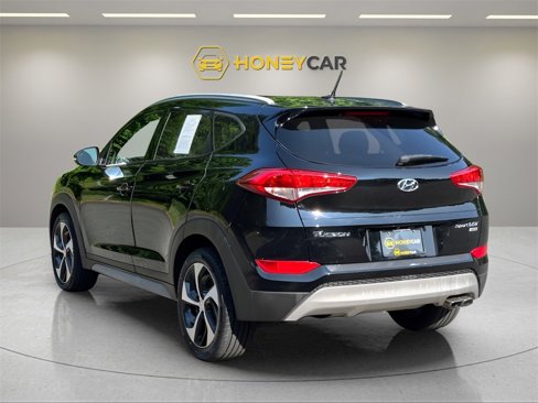 Used 2017 Hyundai Tucson Sport image 32