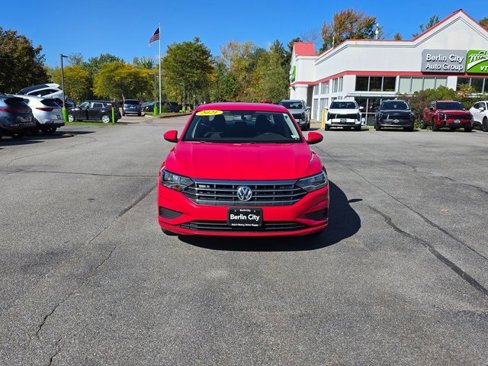 Used 2021 Volkswagen Jetta S image 3