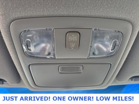 Used 2004 Toyota Camry LE image 14