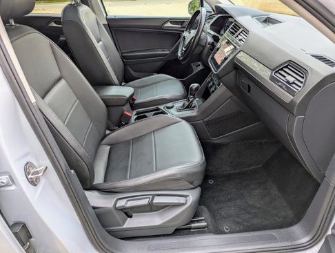 Used 2019 Volkswagen Tiguan SEL image 9