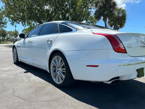 Used 2015 Jaguar XJ L Portfolio image 11