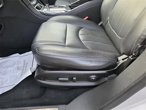 Used 2017 Buick Enclave Leather image 19