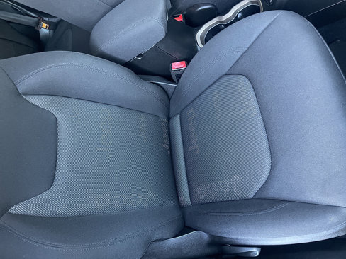 Used 2016 Jeep Renegade Latitude image 49