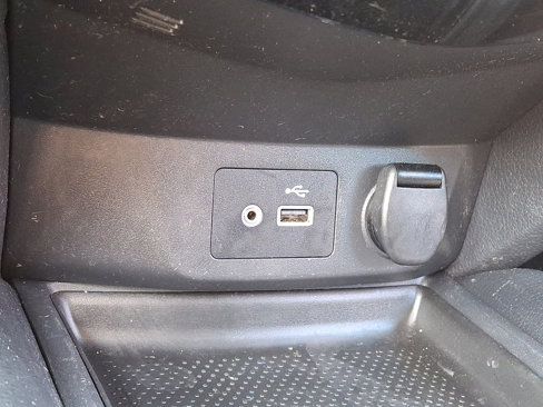 Used 2019 Nissan Rogue SV image 22