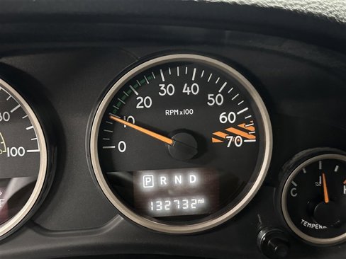 Used 2016 Jeep Wrangler Sahara image 25