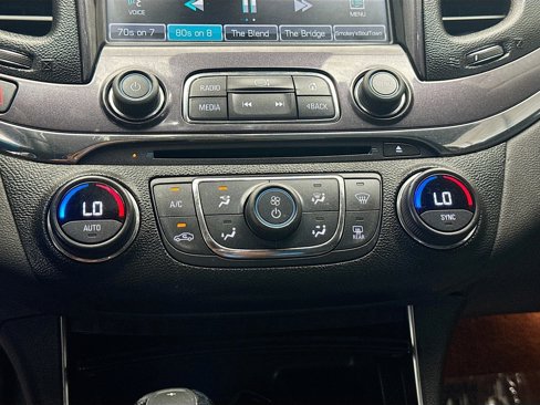 Used 2015 Chevrolet Impala LTZ image 10