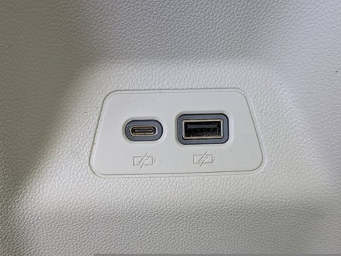 Used 2023 Buick Envision Preferred image 16