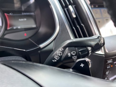 Used 2019 Ford Edge Titanium image 30