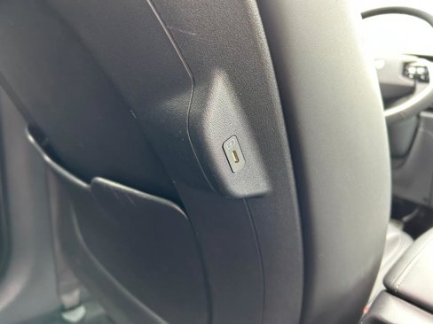 Used 2023 Kia Niro Wave image 45