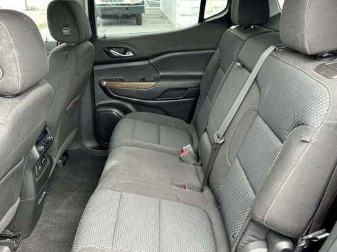 Used 2020 GMC Acadia SLE w/ Driver Convenience Package image 13