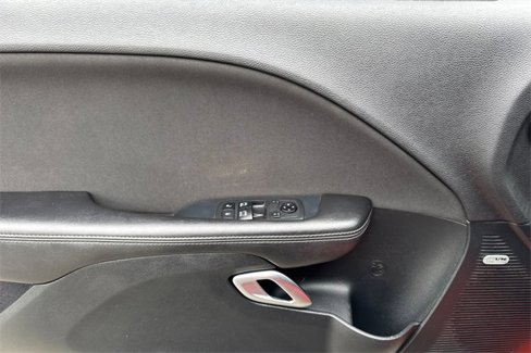 Used 2018 Dodge Challenger SXT w/ Blacktop Package image 11