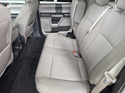Used 2020 Ford F150 XLT image 12