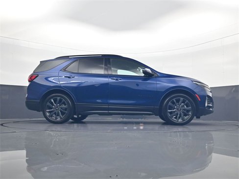 Used 2022 Chevrolet Equinox RS w/ Infotainment Package image 24
