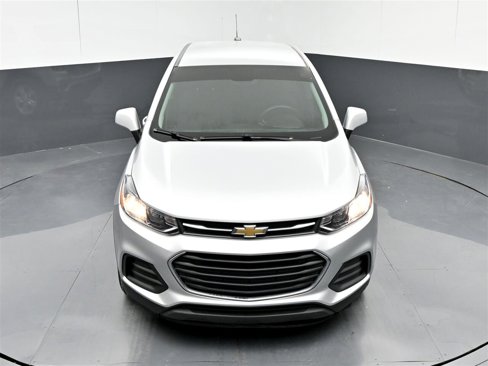 Used 2020 Chevrolet Trax LS w/ Tint and Cruise Package image 22