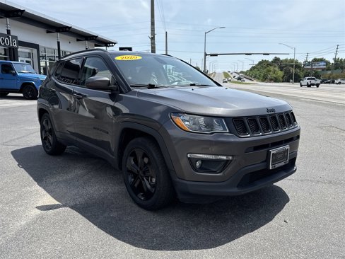 Used 2020 Jeep Compass Latitude image 11