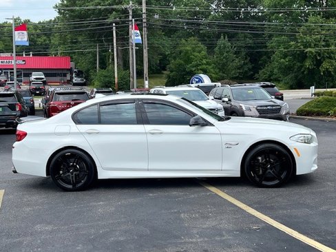 Used 2012 BMW 535i xDrive Sedan image 4
