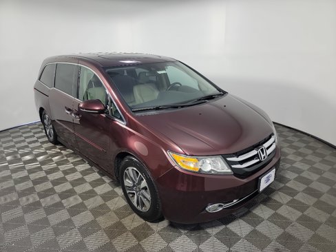 Used 2014 Honda Odyssey Touring Elite image 2