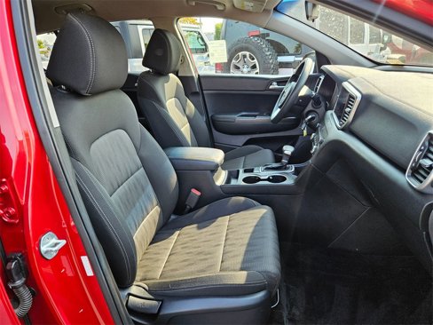 Used 2022 Kia Sportage LX image 31
