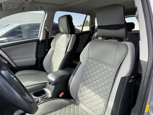 Used 2016 Toyota RAV4 XLE image 4