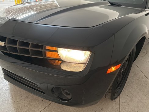 Used 2012 Chevrolet Camaro LS image 5