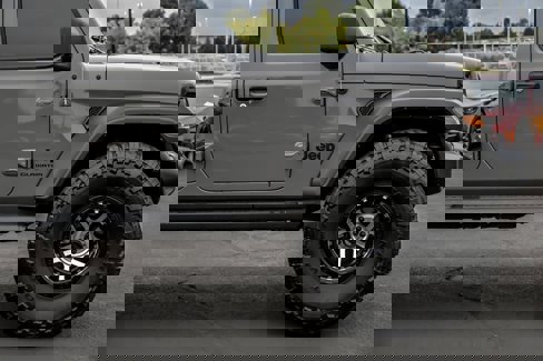 Used 2020 Jeep Gladiator Sport w/ Quick Order Package 24S image 14
