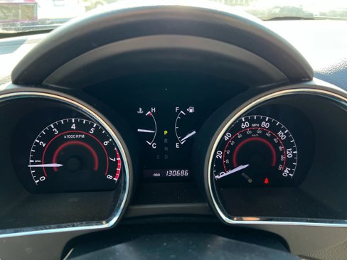 Used 2013 Toyota Highlander SE image 12