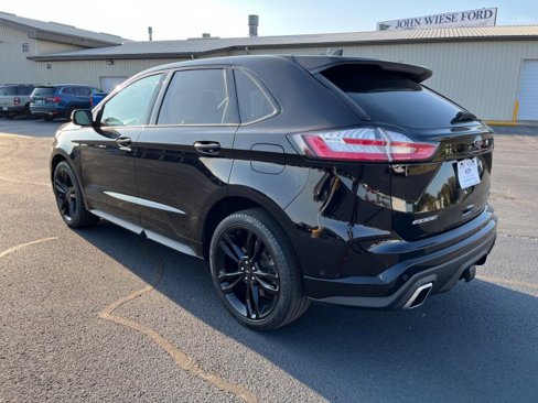 Used 2020 Ford Edge ST w/ Equipment Group 401A image 3