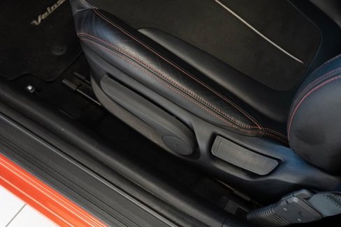 Used 2019 Hyundai Veloster 2.0 Premium image 15
