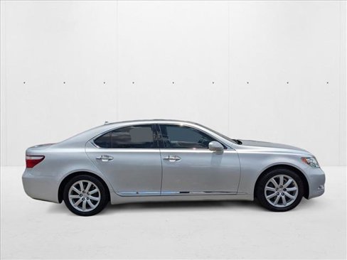 Used 2008 Lexus LS 460 image 4