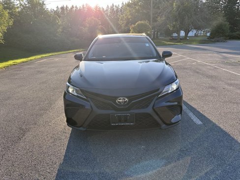 Used 2018 Toyota Camry SE image 8