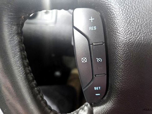 Used 2011 Chevrolet Impala LT image 16