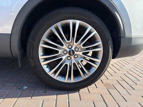 Used 2018 Lincoln MKX Reserve w/ Lincoln MKX Climate Package image 13