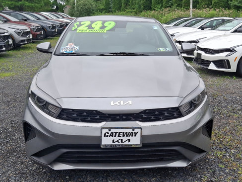 Used 2022 Kia Forte LXS image 2
