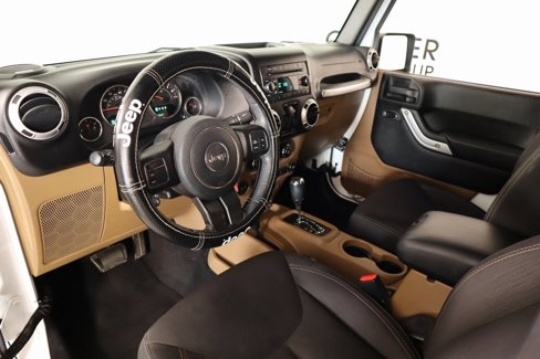 Used 2015 Jeep Wrangler Sahara image 2