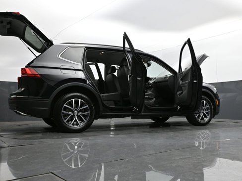 Used 2019 Volkswagen Tiguan SE w/ 3rd Row Seat Package image 33