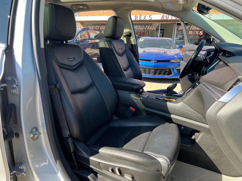 Used 2017 Cadillac XT5 Luxury image 18