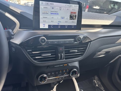 New 2025 Ford Escape Active w/ Cold Weather Package image 9