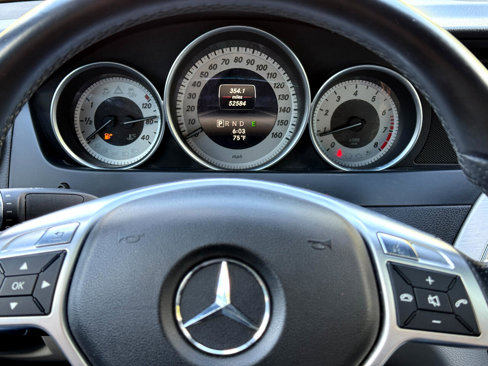 Used 2014 Mercedes-Benz C 250 Sport image 9