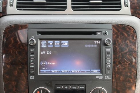 Used 2014 GMC Yukon XL Denali image 23