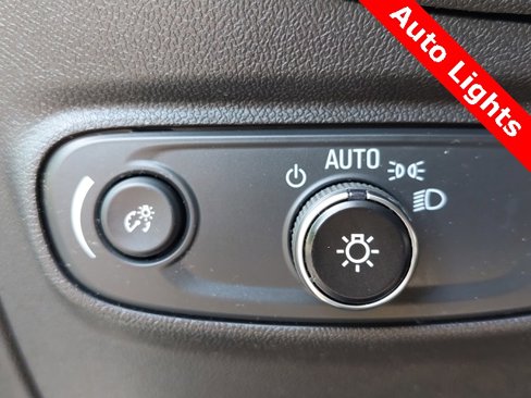 Used 2024 Chevrolet Equinox LS w/ LS Convenience Package image 21