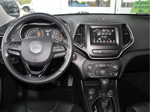 Certified 2020 Jeep Cherokee Latitude Plus image 26