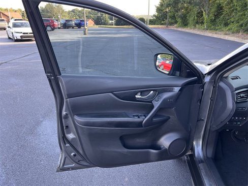 Used 2019 Nissan Rogue SL w/ Premium Package image 20