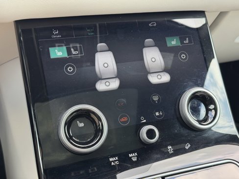 Used 2019 Land Rover Range Rover Velar R-Dynamic HSE image 57