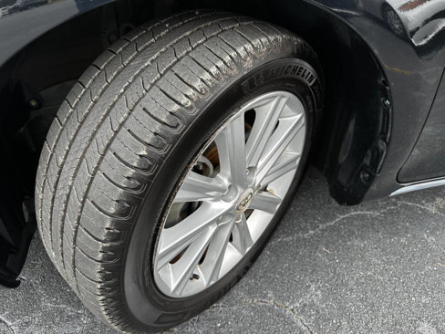 Used 2012 Toyota Camry SE image 21