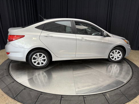 Used 2013 Hyundai Accent GLS image 10
