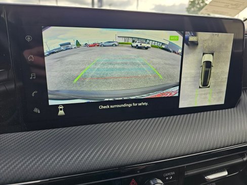New 2025 Nissan Kicks SR w/ SR Premium Package image 36