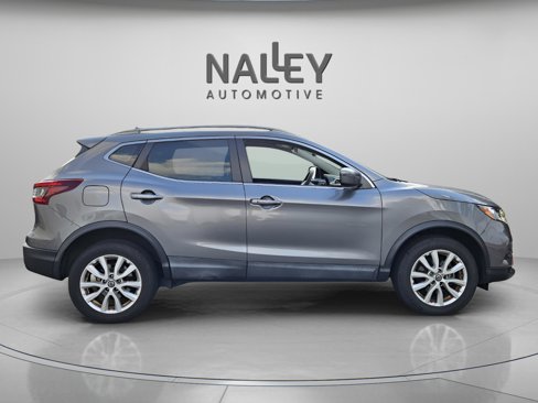 Used 2020 Nissan Rogue Sport SV image 6
