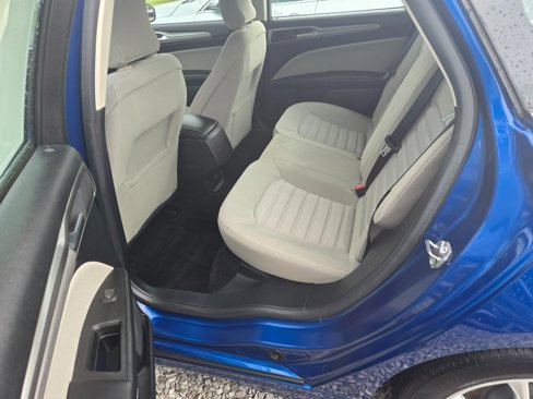 Used 2018 Ford Fusion S image 7