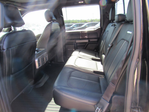 Used 2015 Ford F150 Platinum w/ Equipment Group 701A Luxury image 38